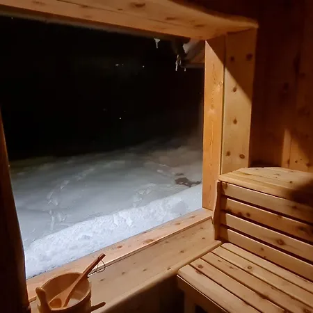 Naturstammhaus Сasa de vacaciones *